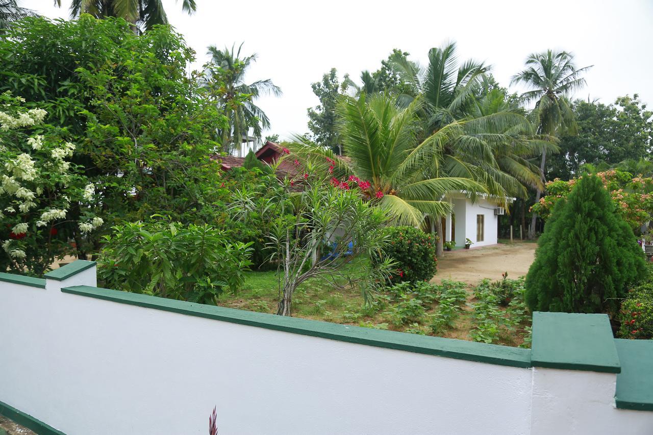 New Vilard Tissamaharama Buitenkant foto